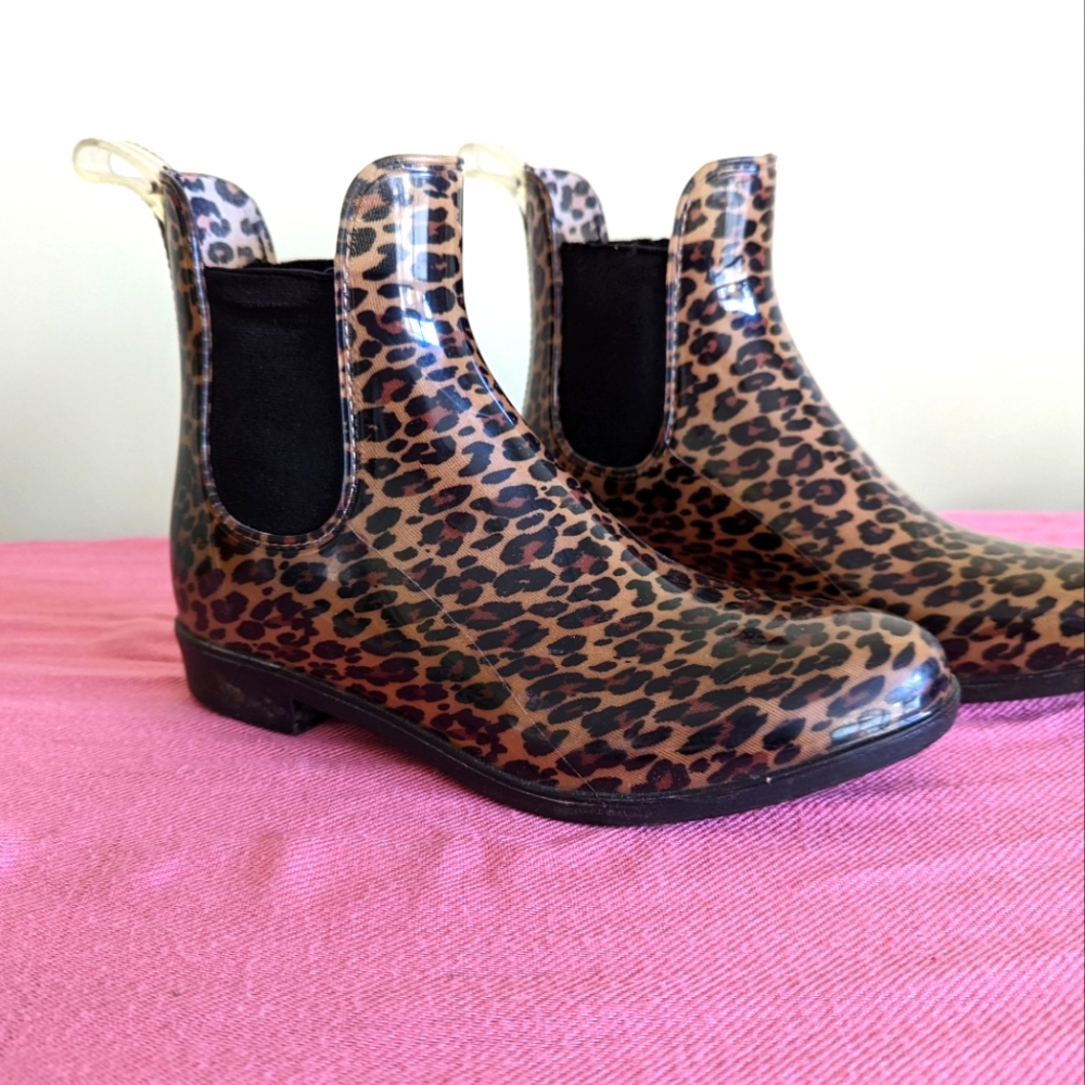 Joe Fresh Rain boots